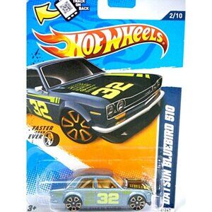 Hot Wheels Datsun Bluebird 32 Mattel